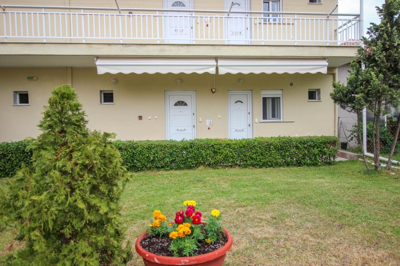 Anna Rooms Nea Vrasna Exterior photo