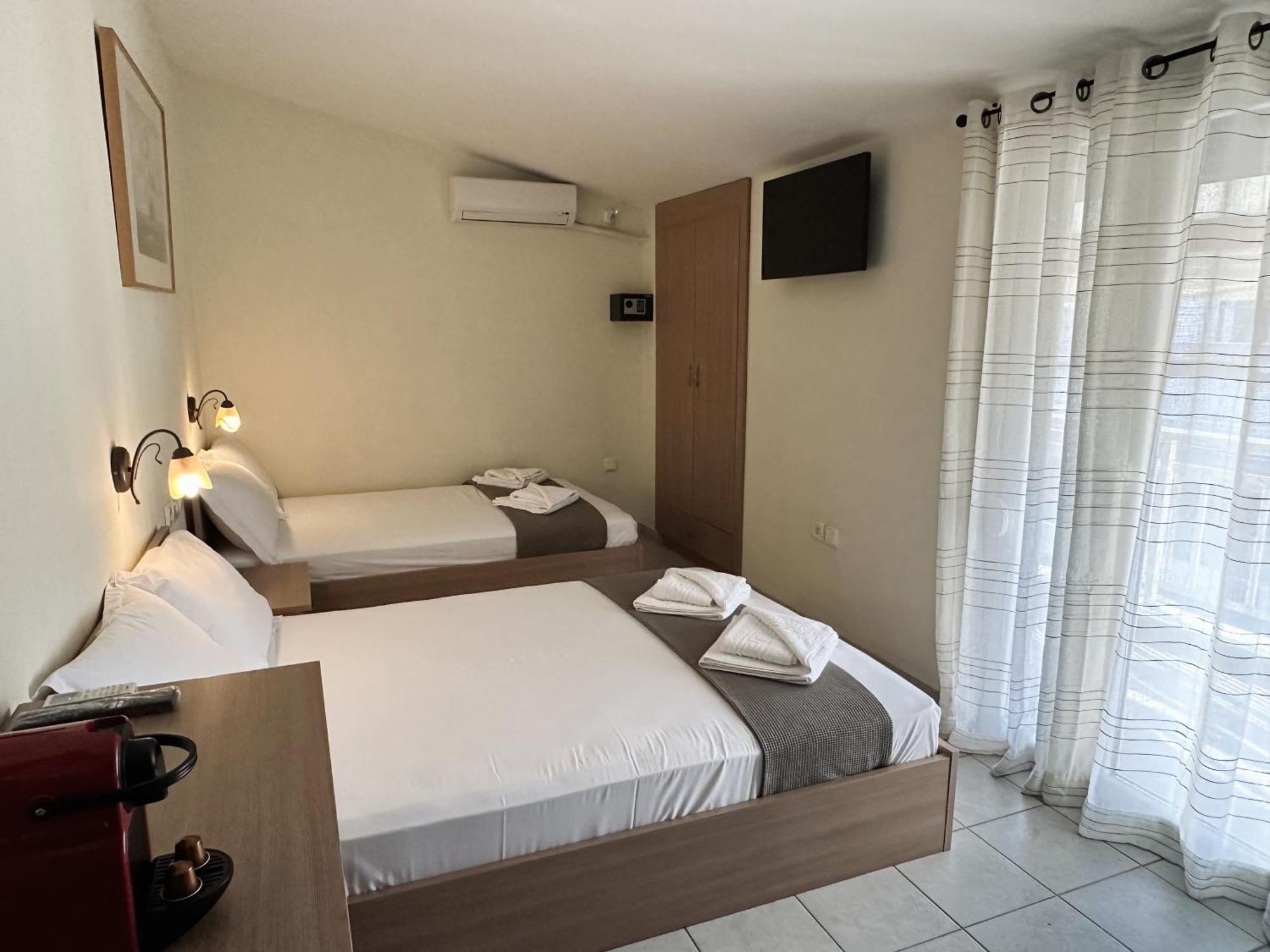 Anna Rooms Nea Vrasna Exterior photo